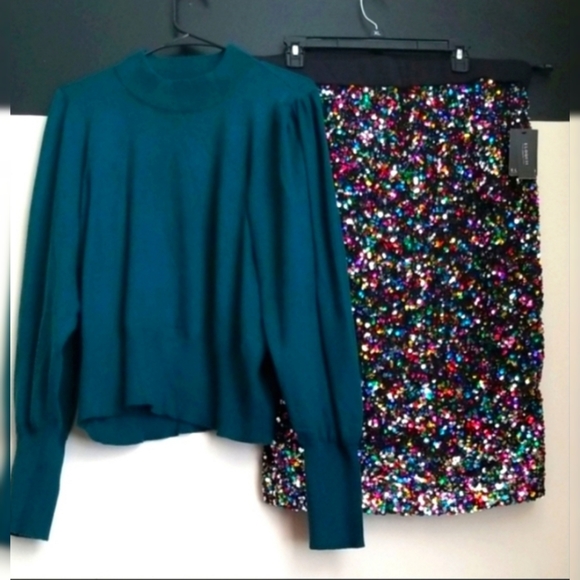 🆕️ LISTING!! EXPRESS MOCK NECK BALLOON SLEEVE SWEATER TOP - Picture 4 of 11